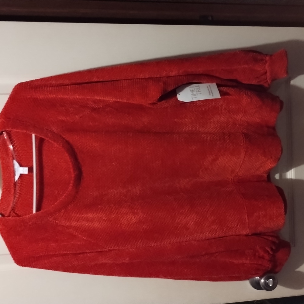 Red Chenille pullover top